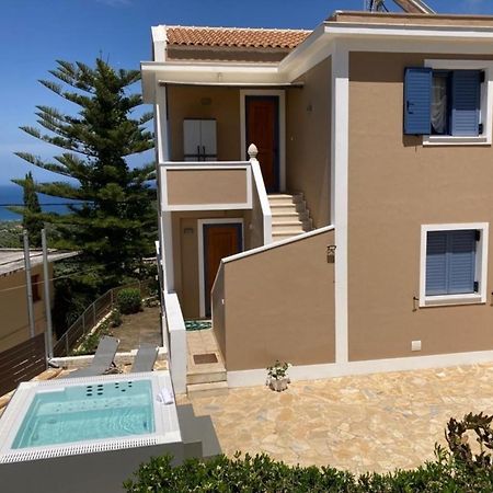 Villa Thea - Τhe View 1St Floor Áno Yerakaríon المظهر الخارجي الصورة